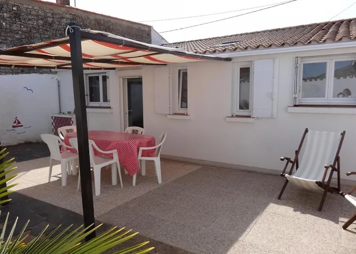 Maison Proche Centre, 4 Pers, Terrasse - Fr-1-476-11