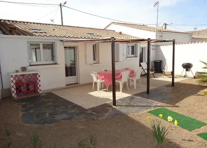 Maison Proche Centre, 4 Pers, Terrasse - Fr-1-476-11 Semesterbostad *